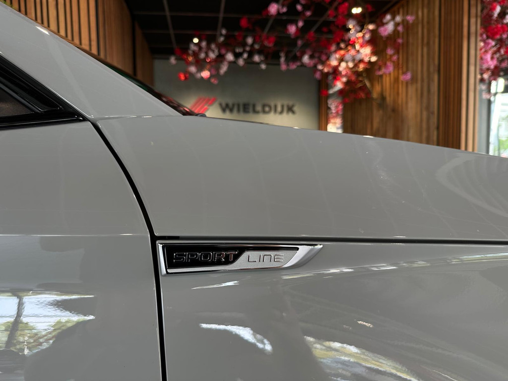 Škoda Superb 1