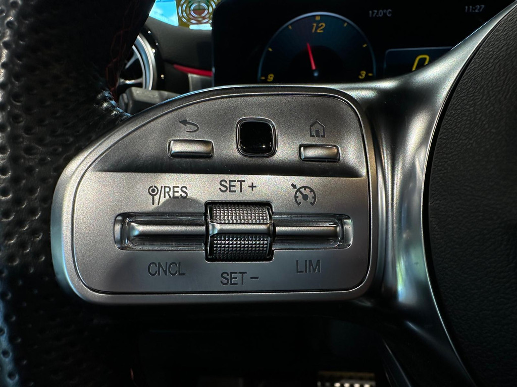 Mercedes-Benz A-Klasse 1