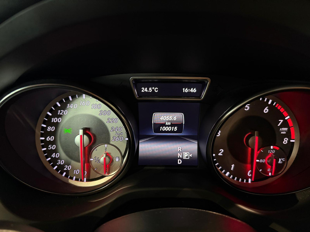 Mercedes-Benz GLA 1