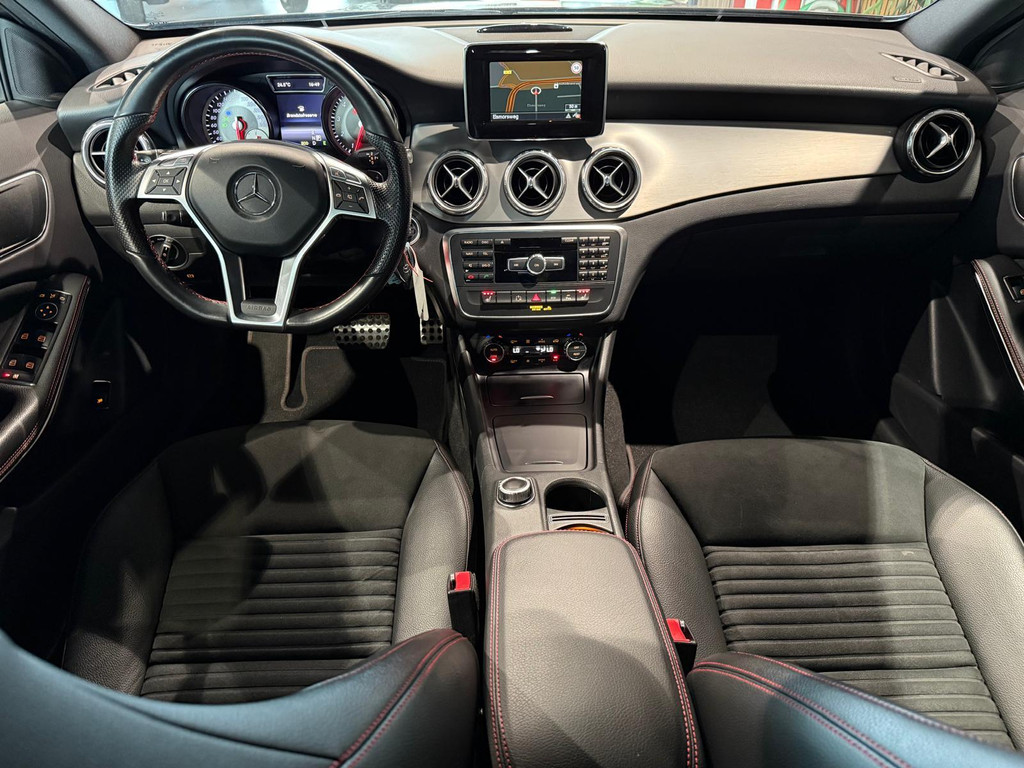 Mercedes-Benz GLA 1