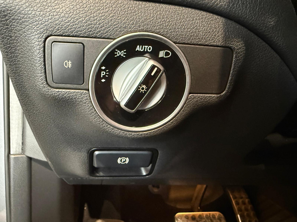 Mercedes-Benz GLA 1