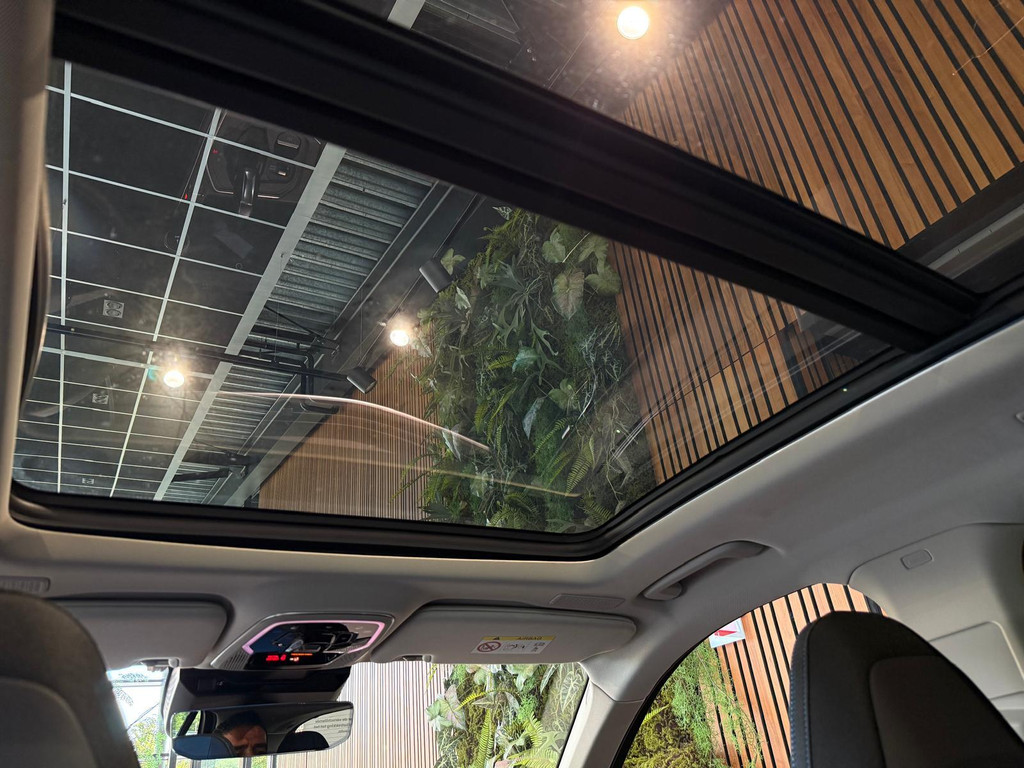 Lynk & Co 01 1