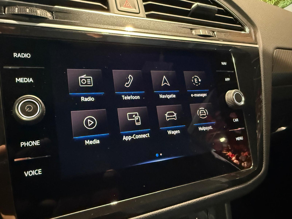 Volkswagen Tiguan 1