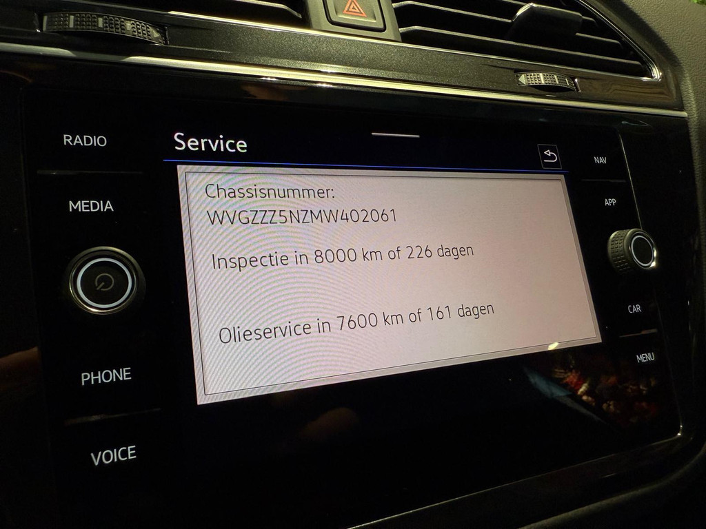 Volkswagen Tiguan 1