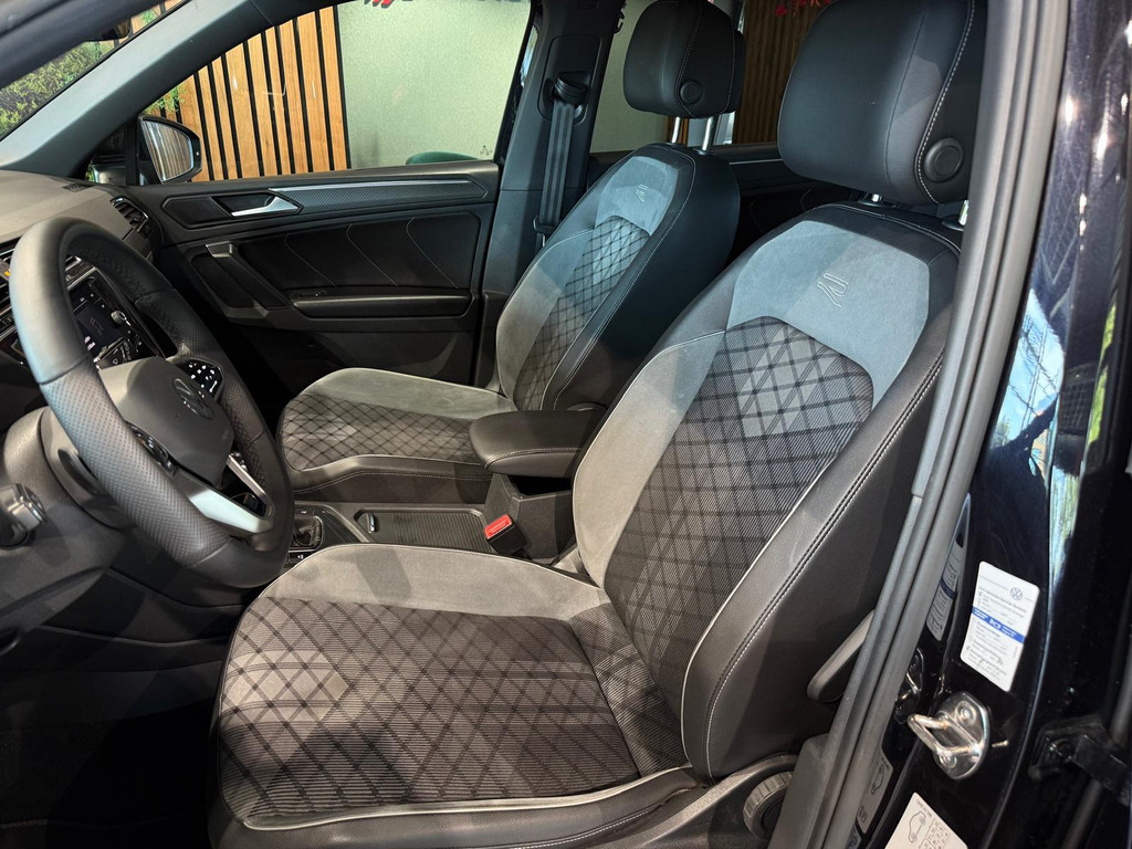 Volkswagen Tiguan 1