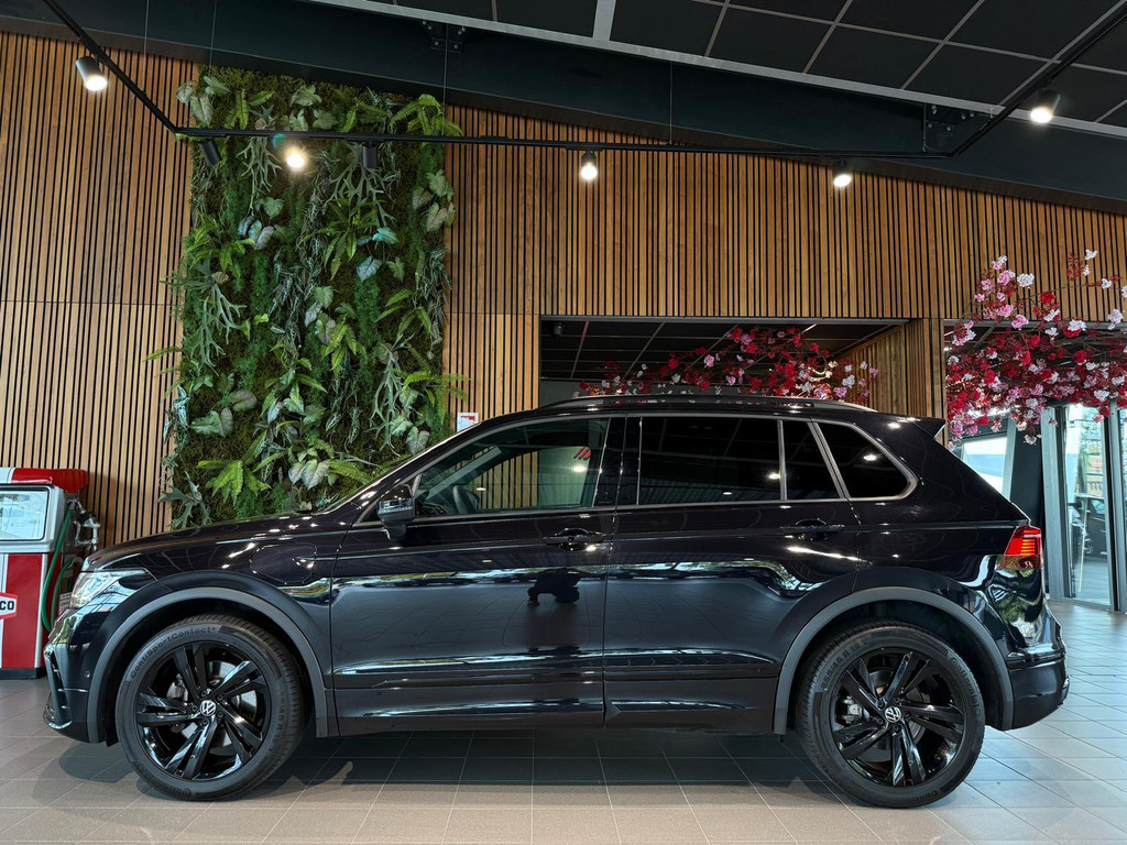 Volkswagen Tiguan 1