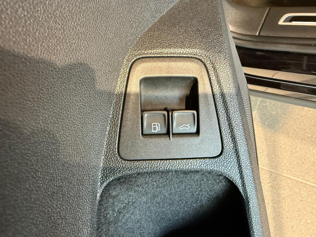Volkswagen Tiguan 1