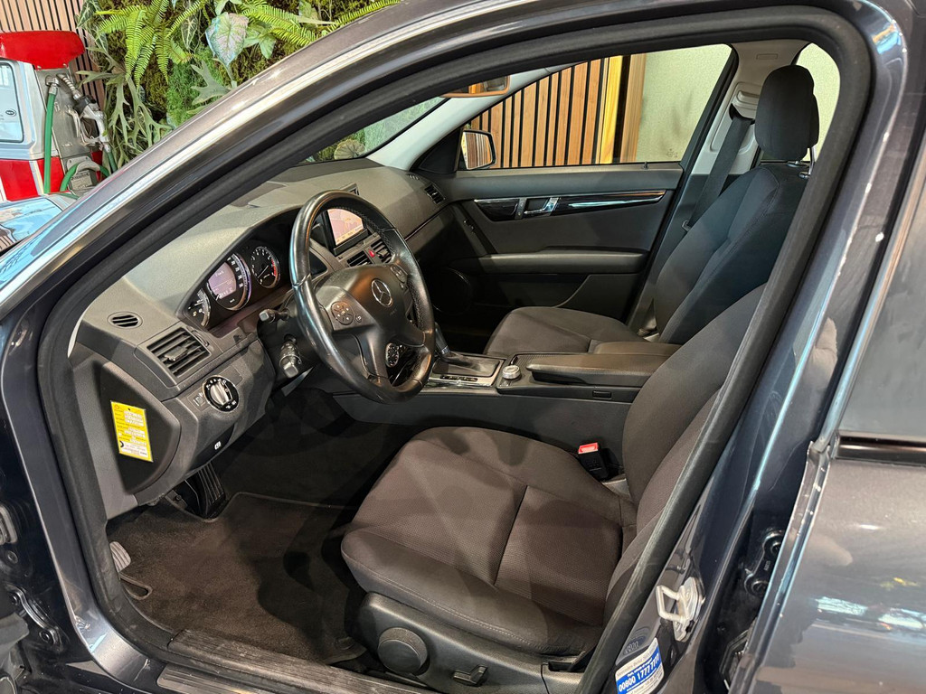 Mercedes-Benz C-Klasse 1