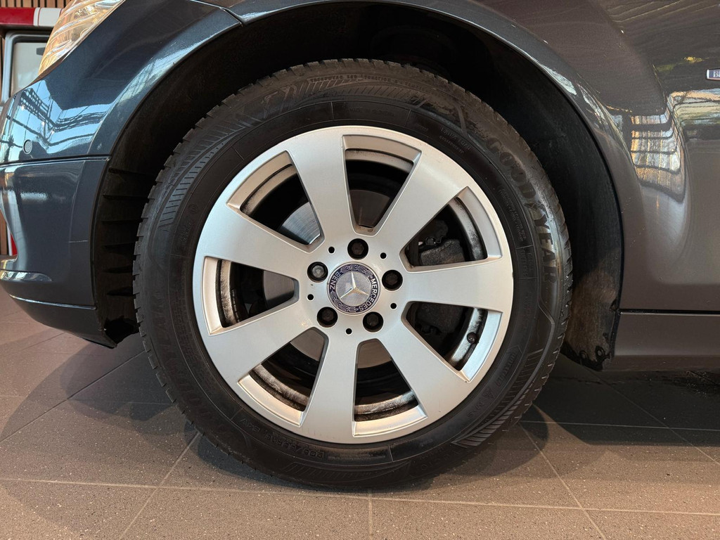 Mercedes-Benz C-Klasse 1