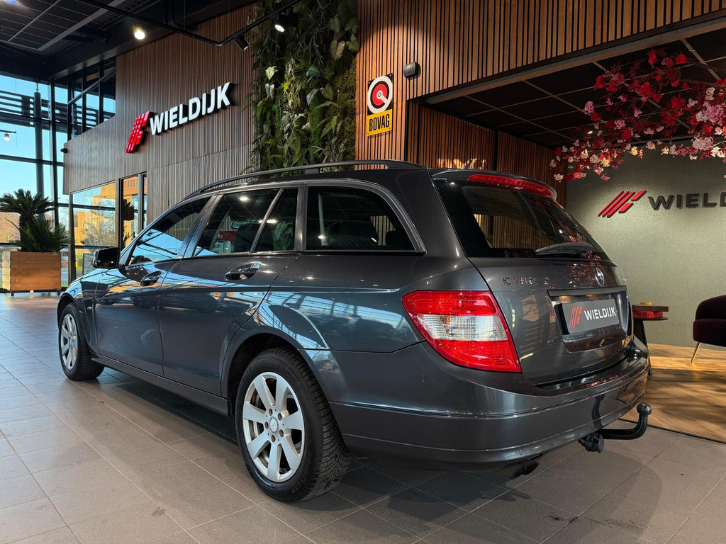 Mercedes-Benz C-Klasse 1