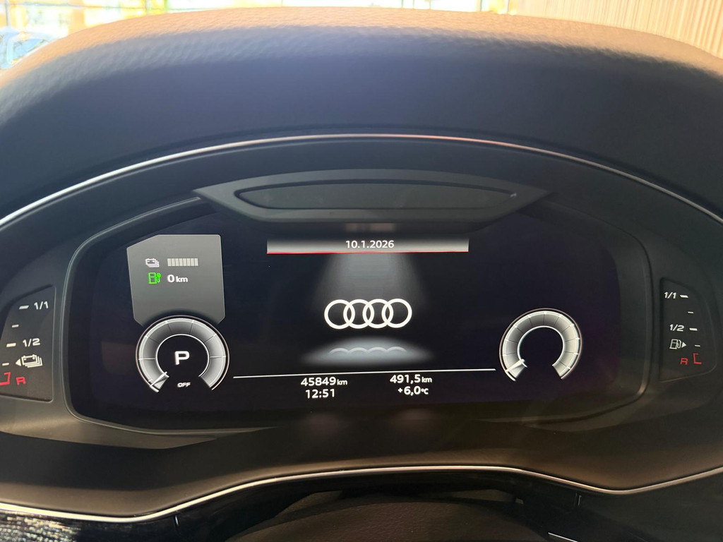Audi Q7 1