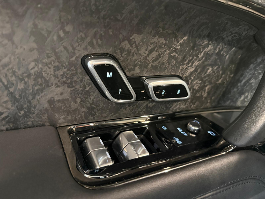 Land Rover Range Rover Sport 1