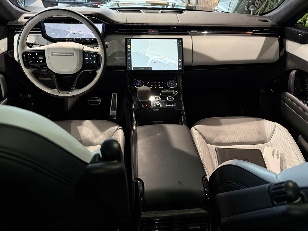 Land Rover Range Rover Sport 1