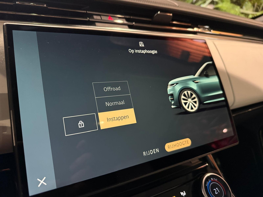 Land Rover Range Rover Sport 1