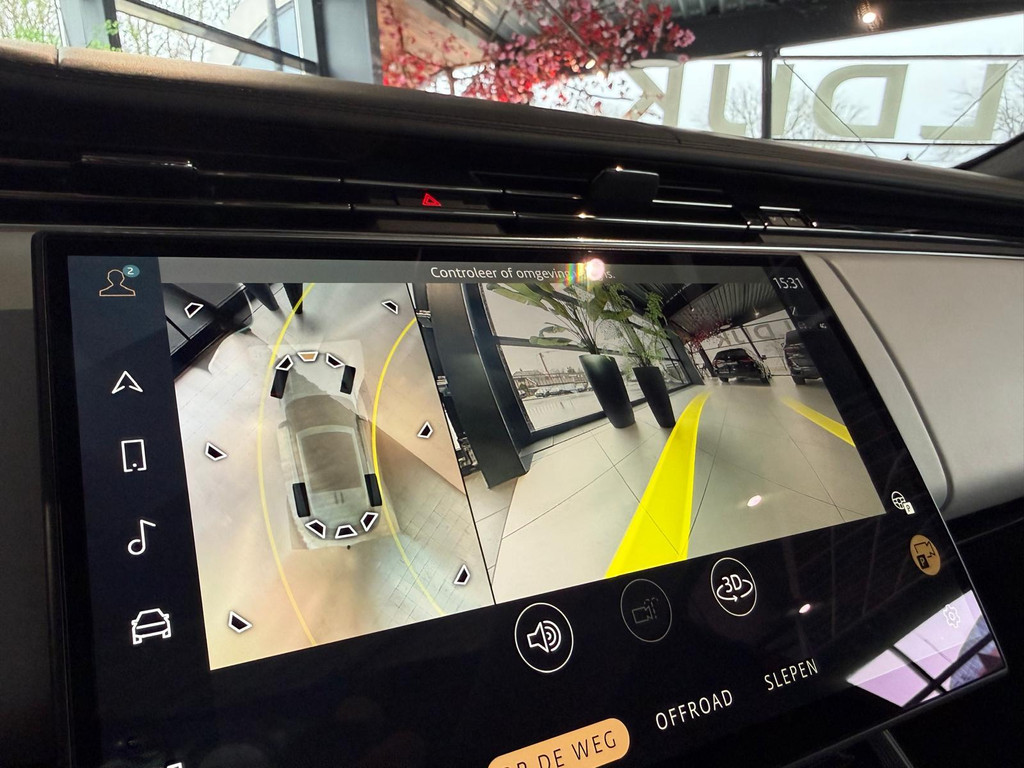 Land Rover Range Rover Sport 1