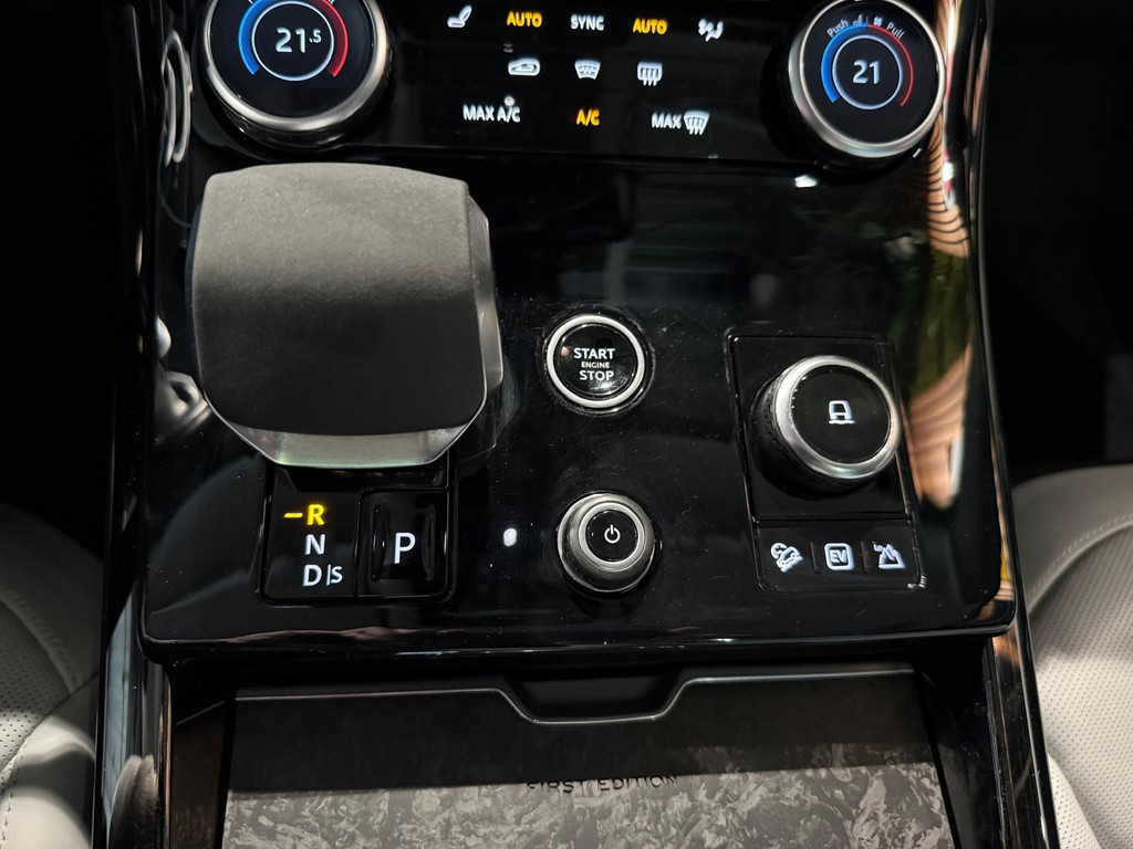 Land Rover Range Rover Sport 1