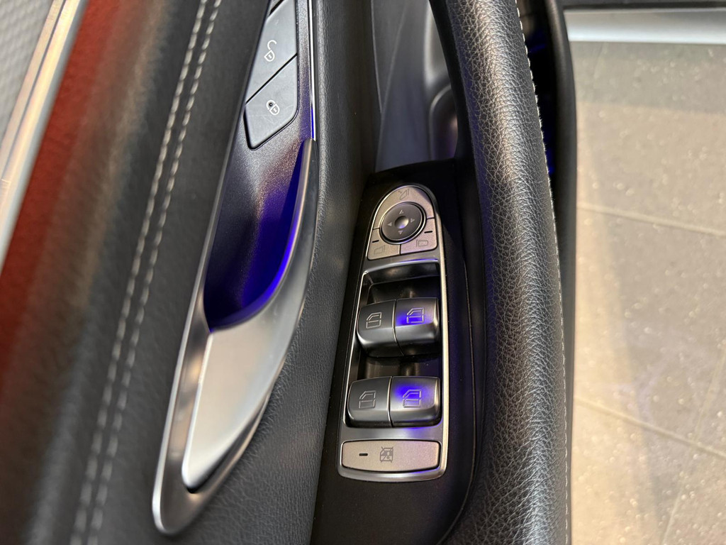 Mercedes-Benz E-Klasse 1