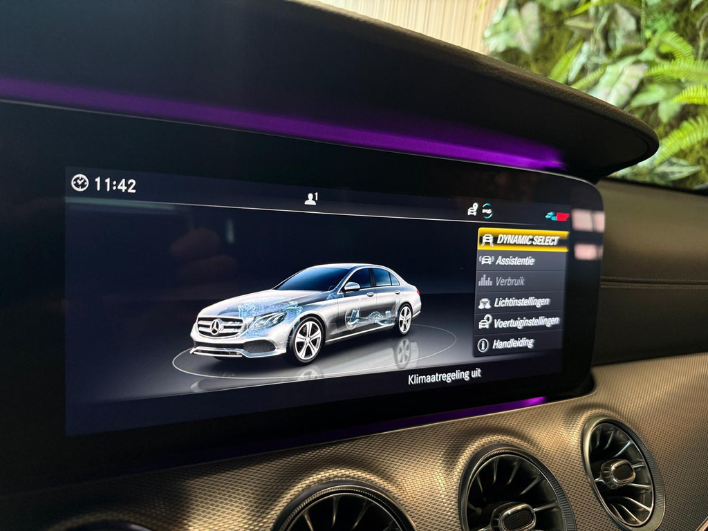 Mercedes-Benz E-Klasse 1