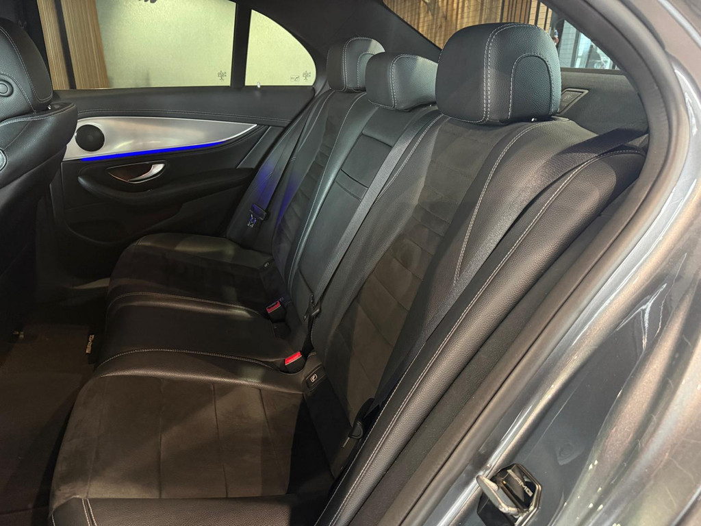 Mercedes-Benz E-Klasse 1