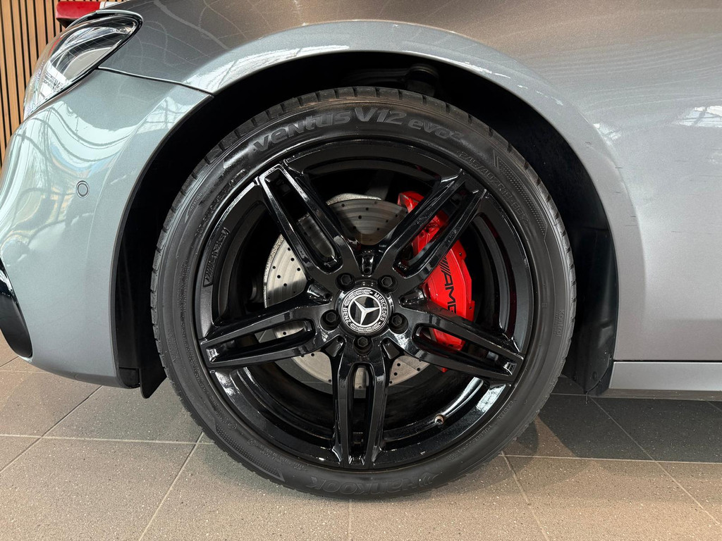 Mercedes-Benz E-Klasse 1