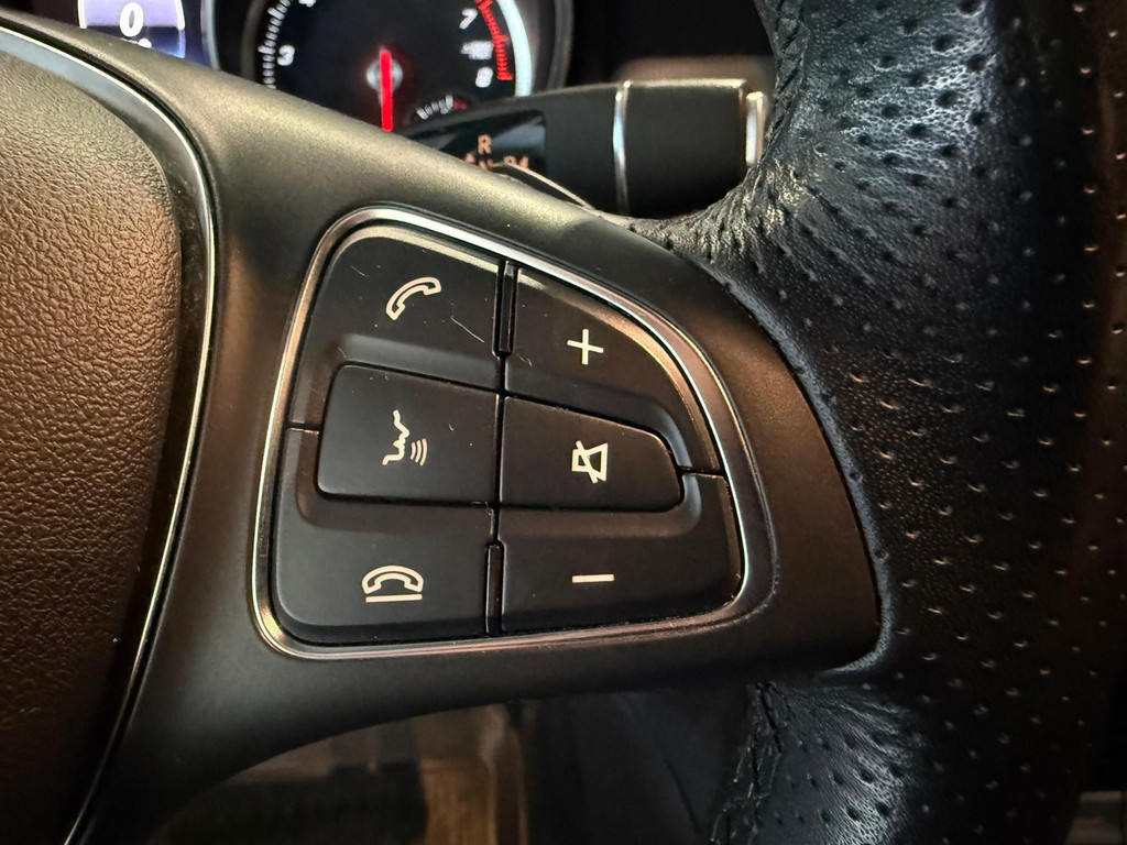 Mercedes-Benz CLA-Klasse 1