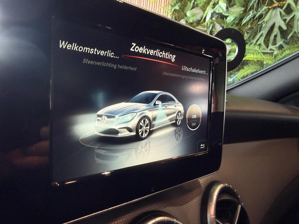 Mercedes-Benz CLA-Klasse 1