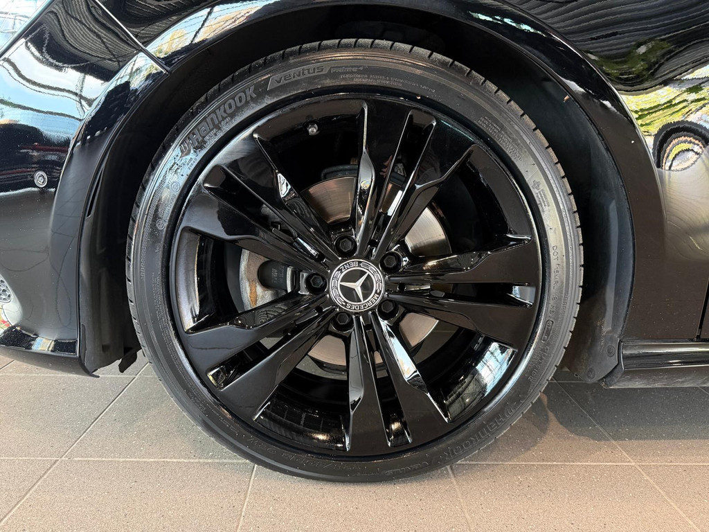 Mercedes-Benz CLA-Klasse 1