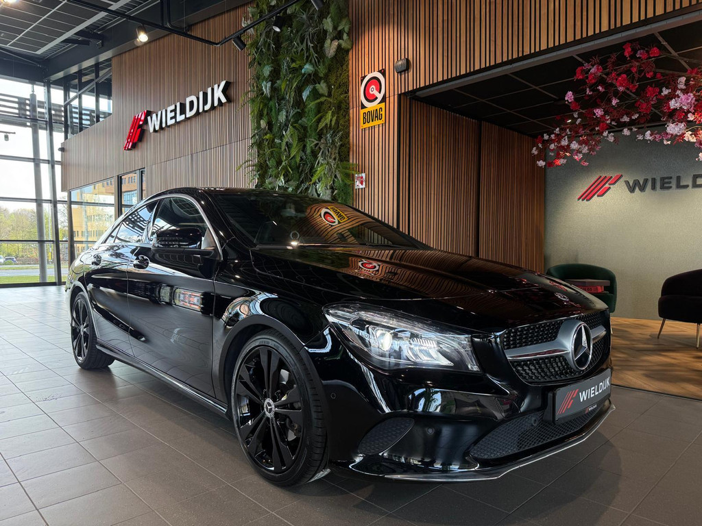 Mercedes-Benz CLA-Klasse 1