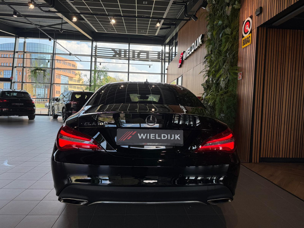 Mercedes-Benz CLA-Klasse 1