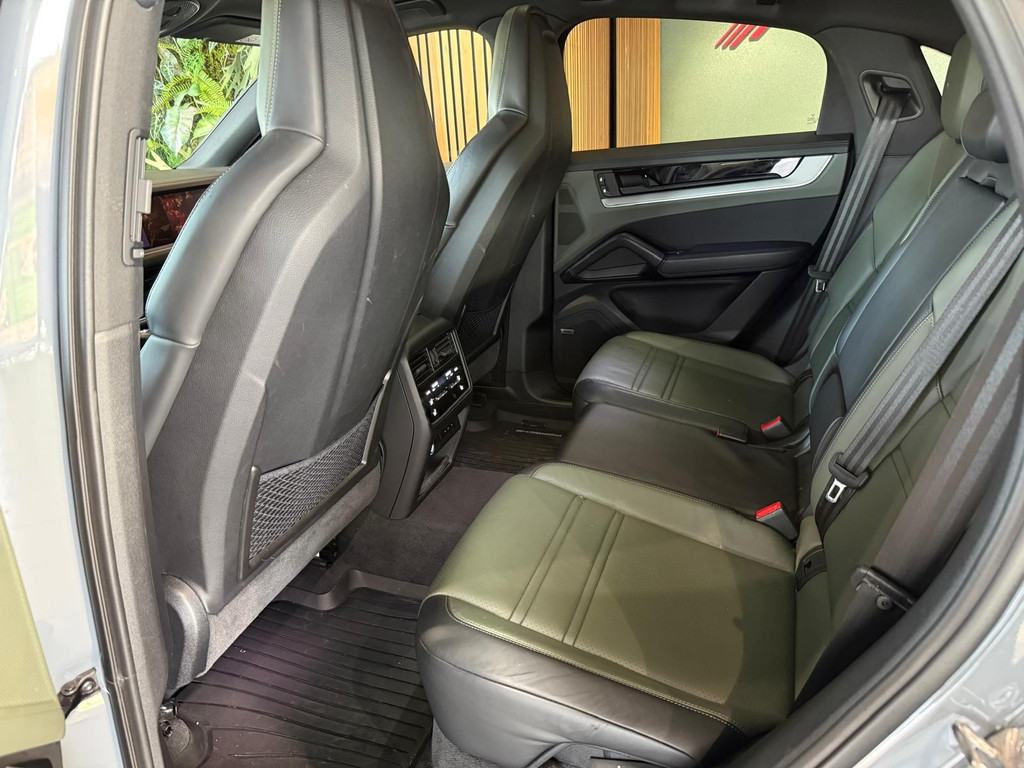 Porsche Cayenne Coupé 1