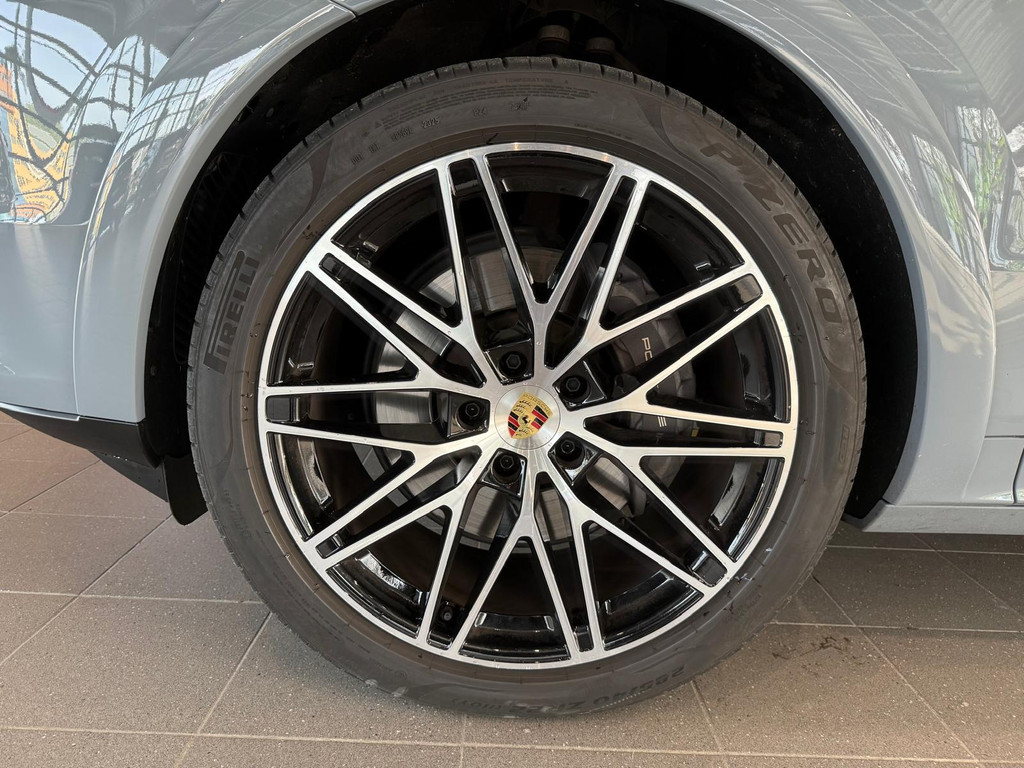 Porsche Cayenne Coupé 1