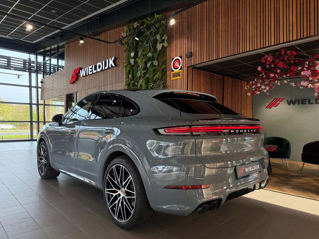 Porsche Cayenne Coupé 1