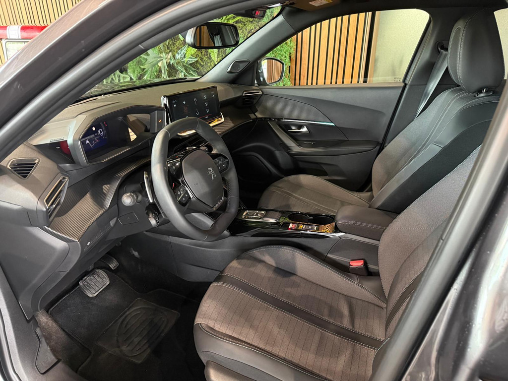 Peugeot 2008 1
