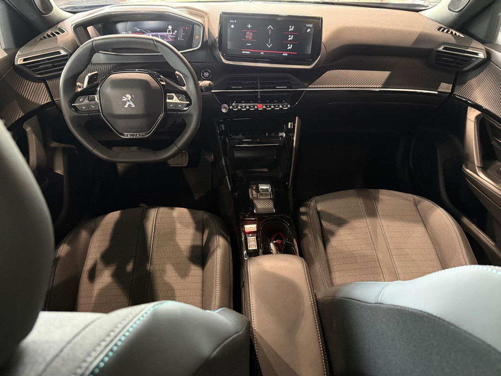 Peugeot 2008 1