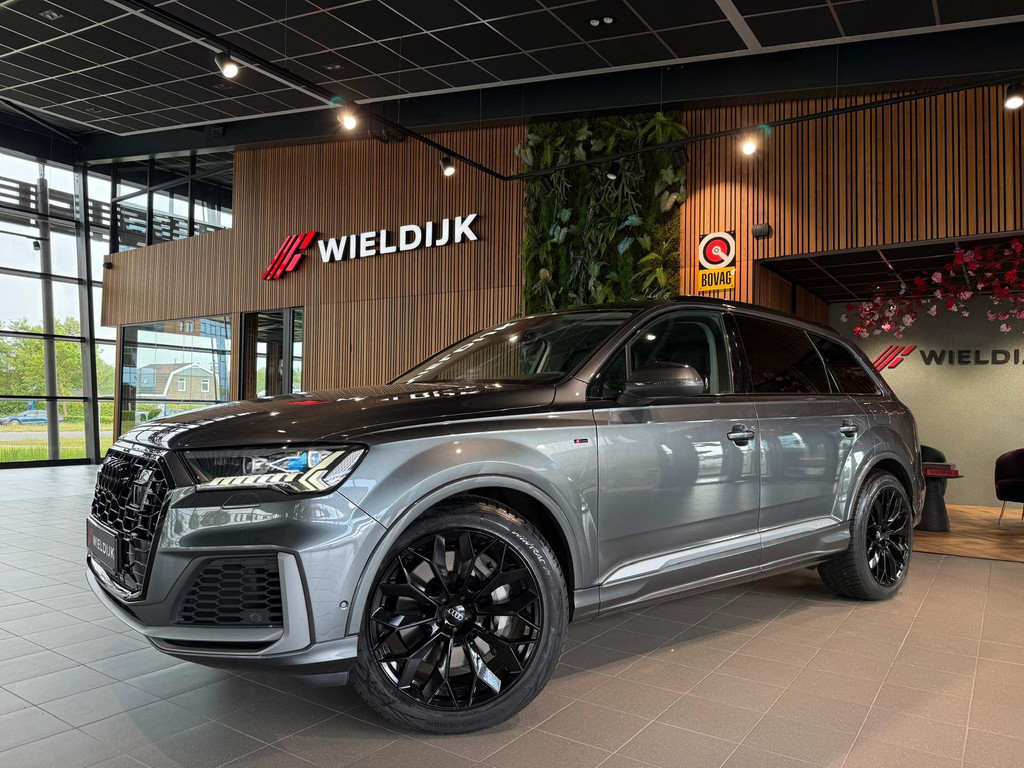 Audi Q7 1