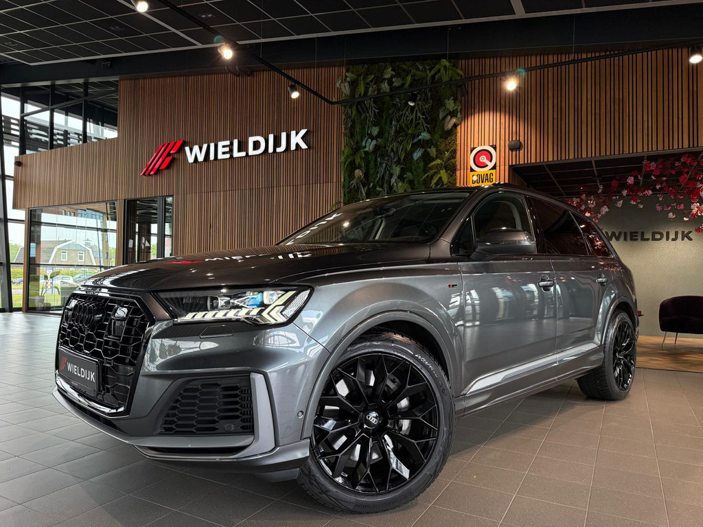 Audi Q7 1