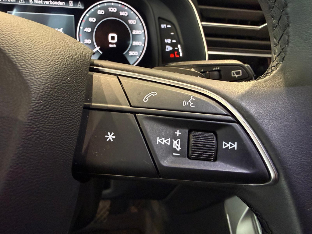 Audi Q7 1