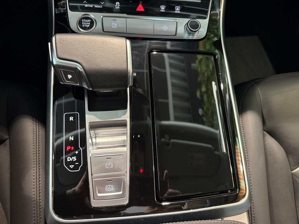Audi Q7 1