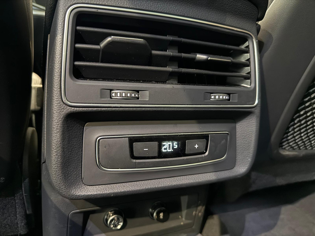 Audi Q7 1