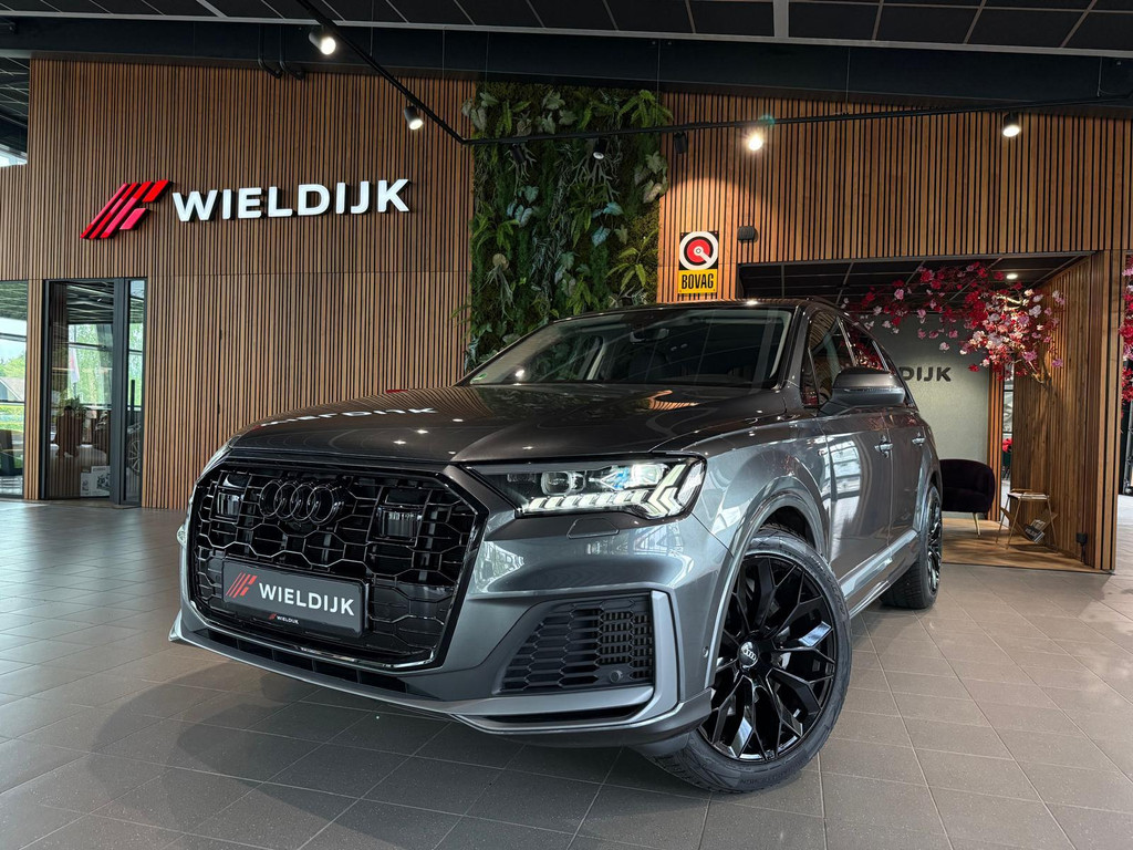 Audi Q7 1