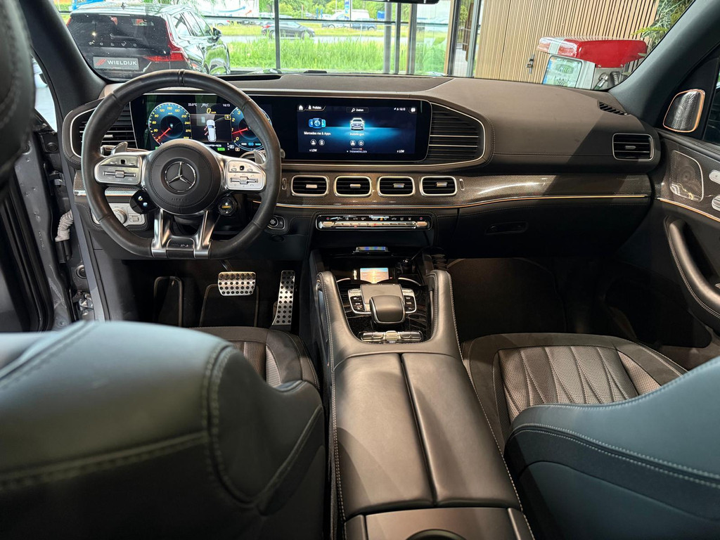 Mercedes-Benz GLS 1