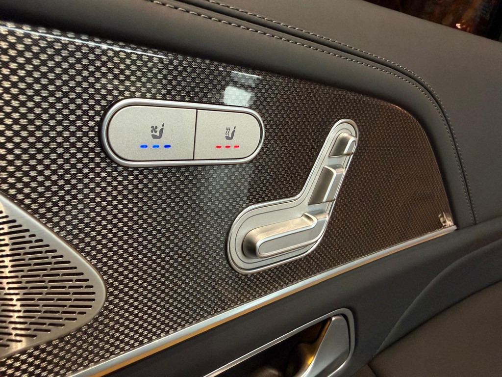 Mercedes-Benz GLS 1