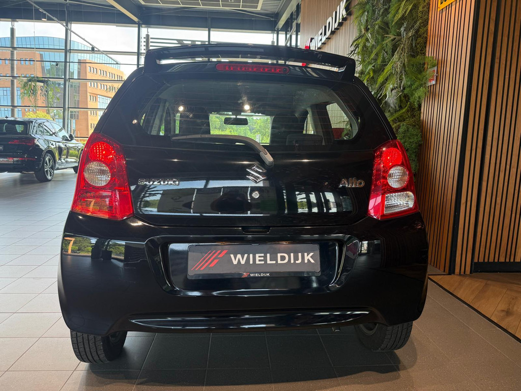 Suzuki Alto 1