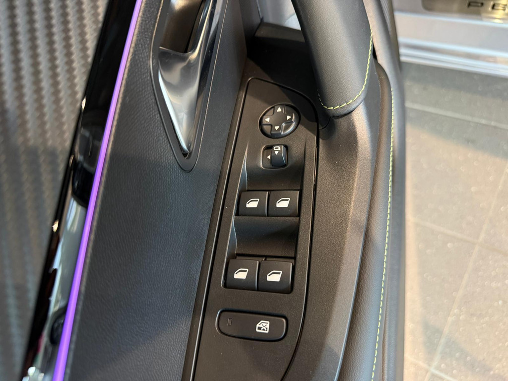 Peugeot 2008 1
