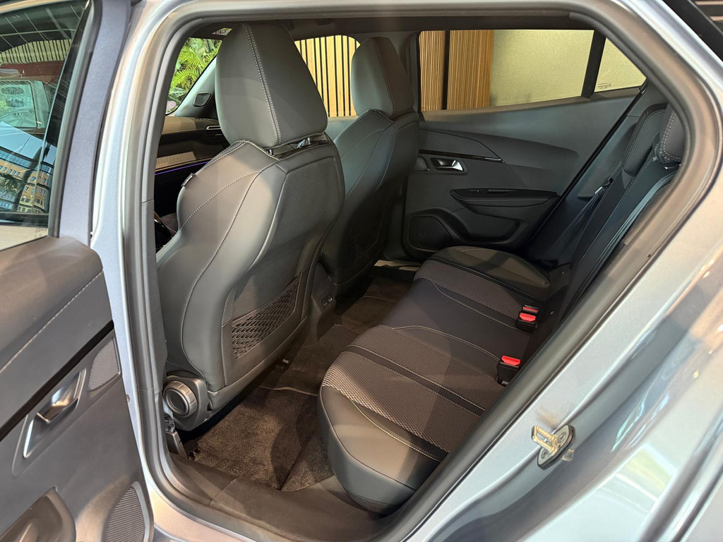 Peugeot 2008 1