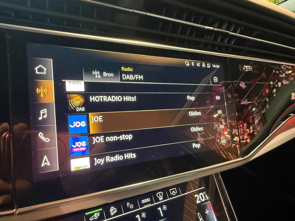 Audi Q8 1