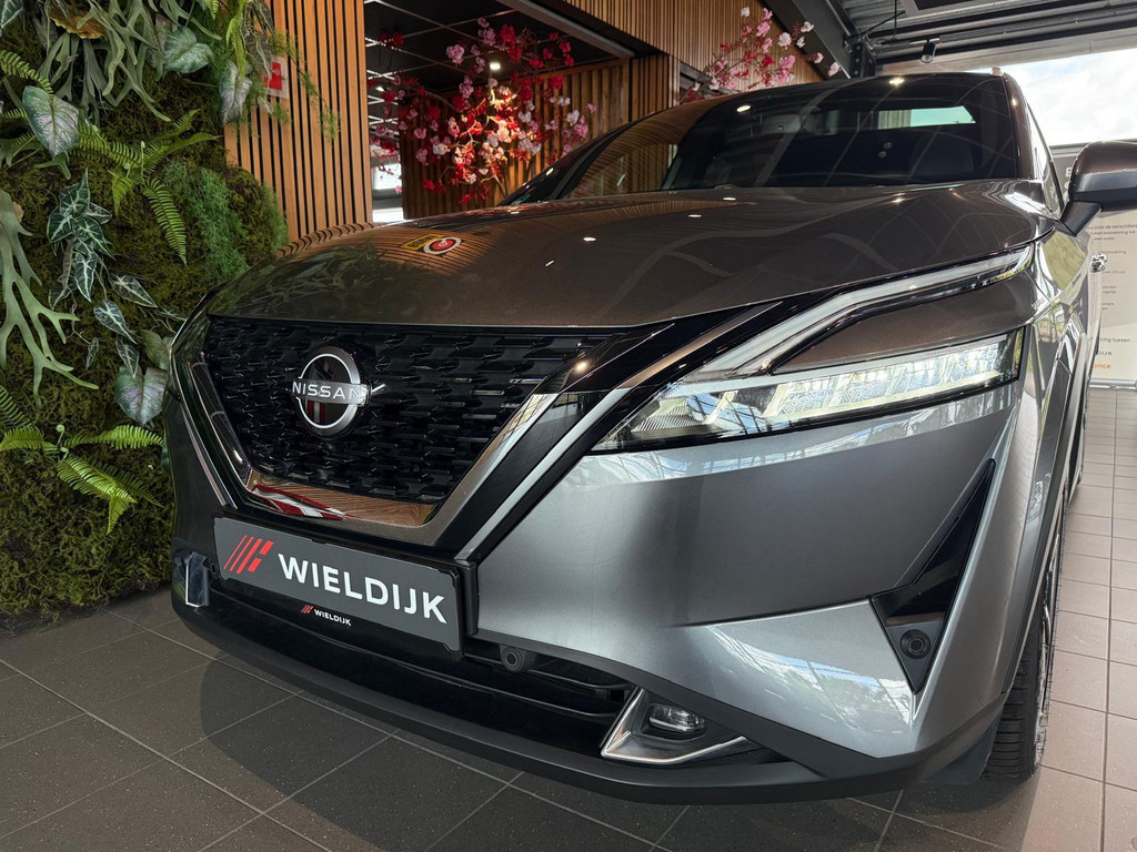 Nissan QASHQAI 1