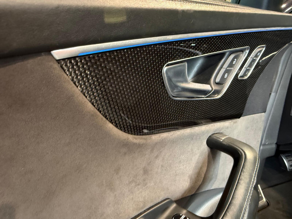 Audi Q8 1