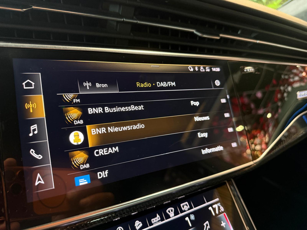 Audi Q8 1