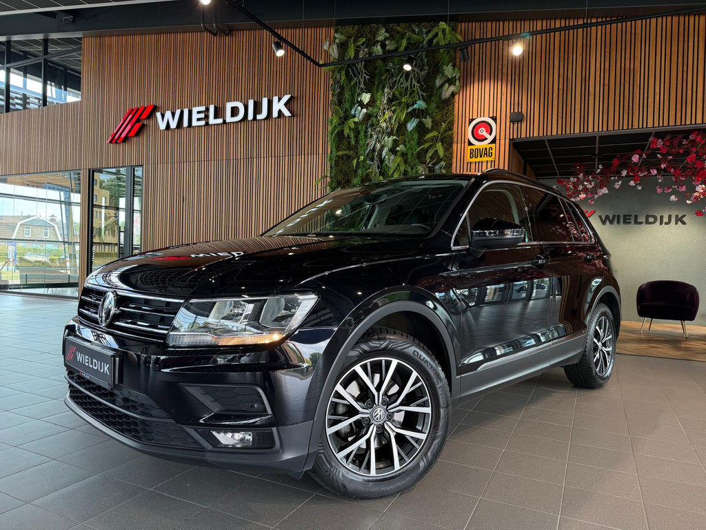 Volkswagen Tiguan 1